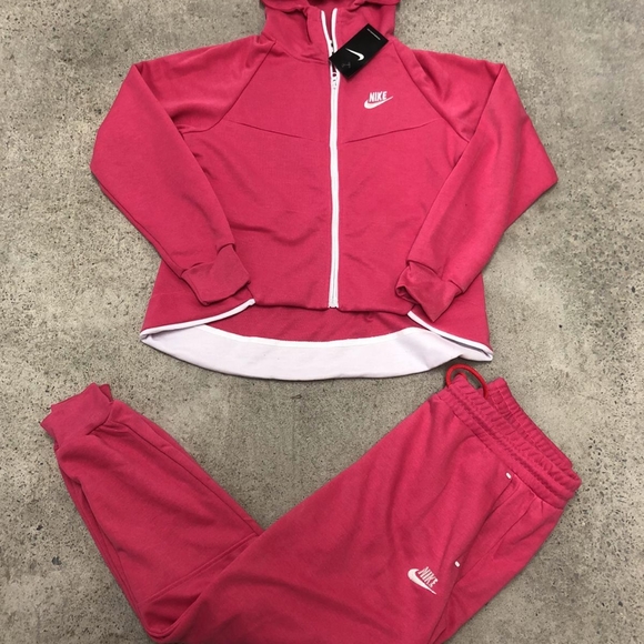 Sweatsuit - Picture 3 of 3